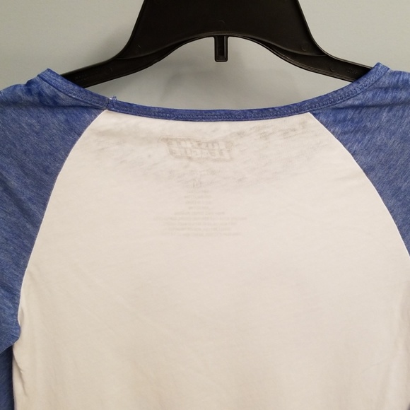 Justice League Baseball Style Top in Size Medium - Picture 6 of 7